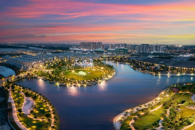 Nhà đầu tư khát căn hộ hướng sông ảnh 1