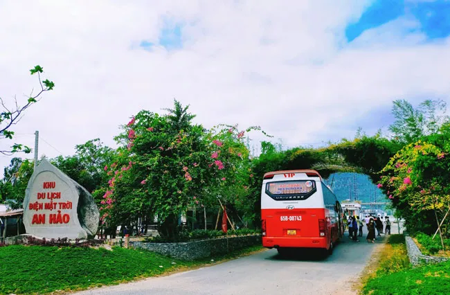 Khu du lịch sinh thái An Hảo sáng điện đón xuân ảnh 1