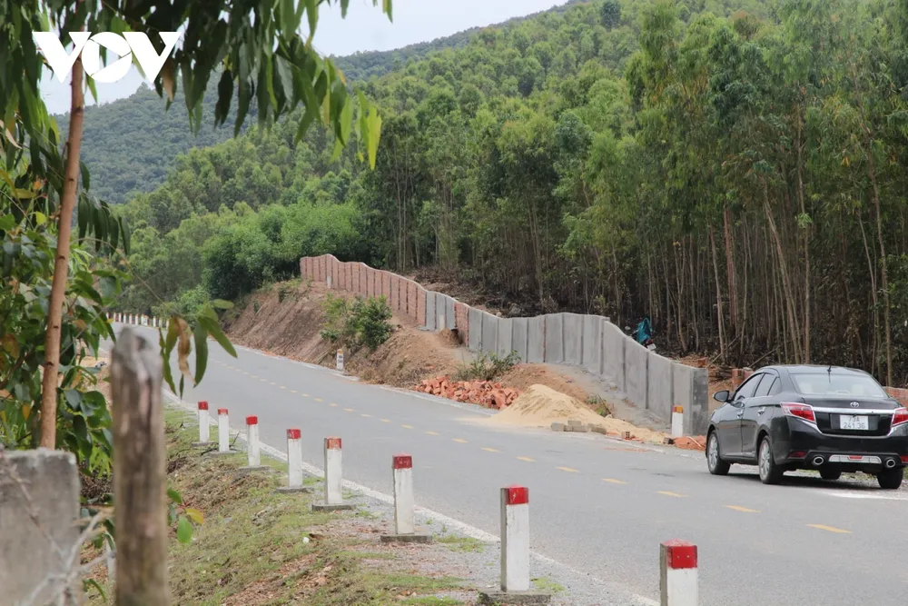 Dự án cao tốc Bắc Nam: Người dân ồ ạt xây công trình trái phép chờ đền bù ảnh 6