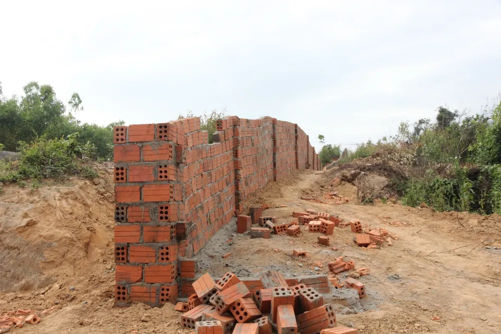 Dự án cao tốc Bắc Nam: Người dân ồ ạt xây công trình trái phép chờ đền bù ảnh 7