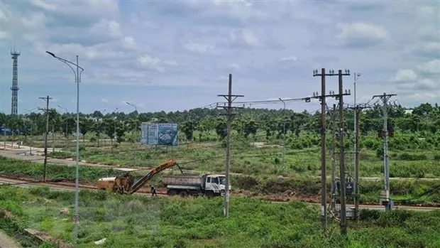 Chan chinh hoat dong thi truong trai phieu doanh nghiep, dau gia dat hinh anh 2