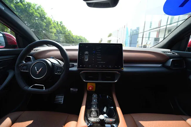 “Test” xe điện VF 8: Ổn định ở vận tốc 175km/h ảnh 2