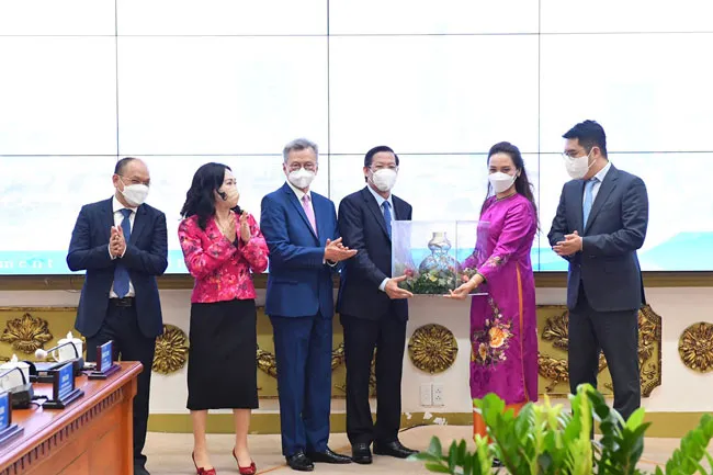 Chủ tịch TPHCM làm việc với Tập đoàn Vạn Thịnh Phát và 2 tập đoàn hàng đầu châu Á, mời gọi đầu tư ảnh 3