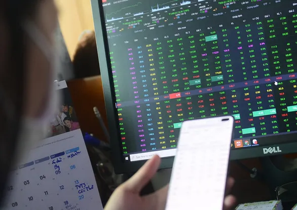 Chặn ngay tin giả thao túng chứng khoán - Ảnh 3. Chặn ngay tin giả thao túng chứng khoán - Ảnh 3.