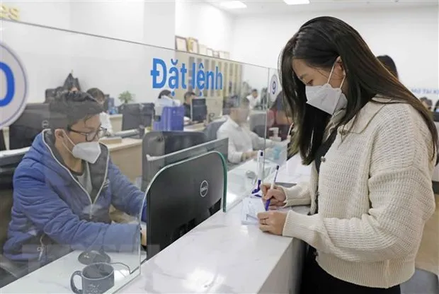 Hien ke lap 'lo hong' phap ly tren thi truong chung khoan hinh anh 2