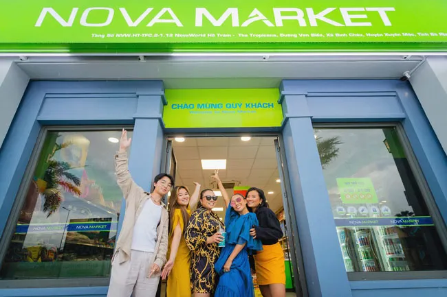 Đoan Trang sum vầy cùng gia đình tại NovaWorld Ho Tram ảnh 5