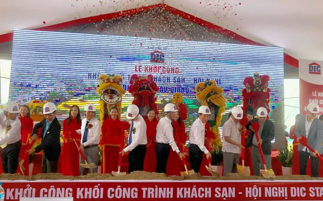 Thủ tướng Phạm Minh Chính dự Hội nghị Xúc tiến đầu tư tỉnh Hậu Giang ảnh 3