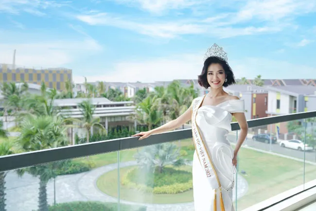 NovaWorld Ho Tram có sức hút đặc biệt với top 3 Hoa hậu các Dân tộc ảnh 2