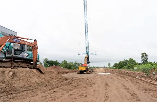 Các gói thầu bị chậm tiến độ 4,5% so với kế hoạch thi công đã điều chỉnh. (Nguồn: angiang.gov.vn)