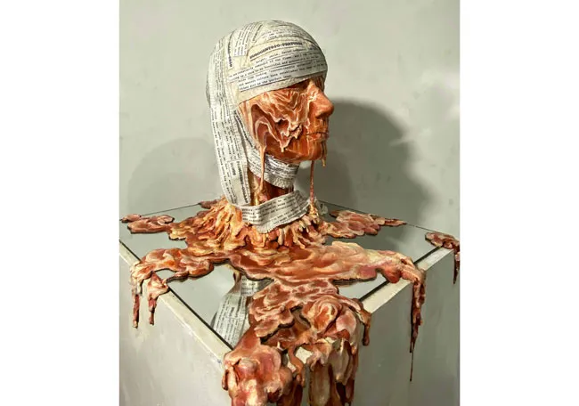 Vinschool tổ chức triển lãm “Thầm thì” – lời tự sự của tâm hồn giới trẻ ảnh 1