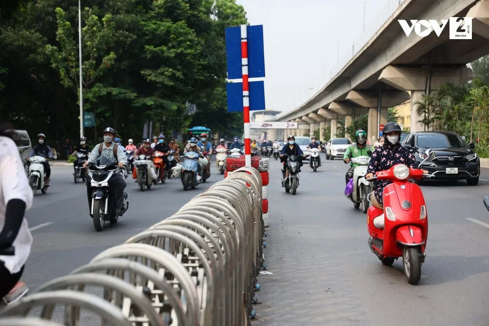 Phân làn ở Hà Nội, “thí điểm” mãi vẫn không hết ùn tắc ảnh 2