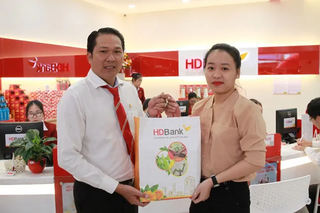 HDBank mở thêm điểm giao dịch “xứ cơ cầu” Bạc Liêu ảnh 1