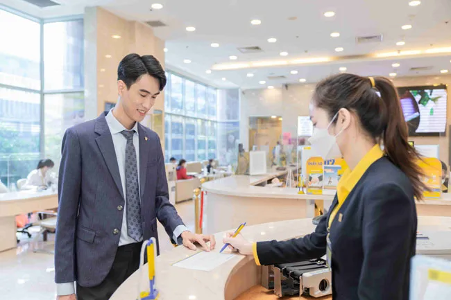 Nam A Bank - top 10 thương hiệu tăng trưởng ấn tượng 2022 ảnh 1