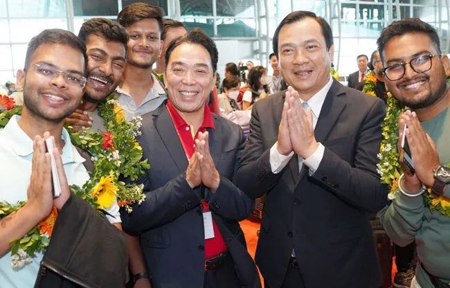 Vietjet khai trương đường bay thẳng giữa Đà Nẵng và New Delhi, Mumbai (Ấn Độ) ảnh 2