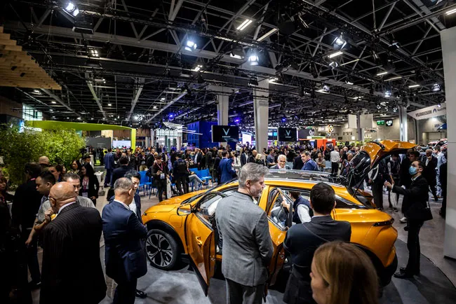 4 mẫu SUV VinFast “làm mưa làm gió” tại Paris Motor Show 2022 ảnh 1