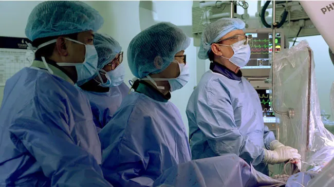 Vinmec có chuyên gia đặt máy tạo nhịp tim không dây độc lập đầu tiên tại Việt Nam ảnh 2