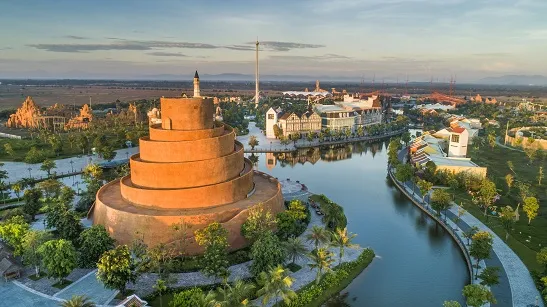 Ngắm trọn vẻ đẹp của VinWonders Nam Hội An từ Đồi Ước Nguyện Ngắm trọn vẻ đẹp của VinWonders Nam Hội An từ Đồi Ước Nguyện