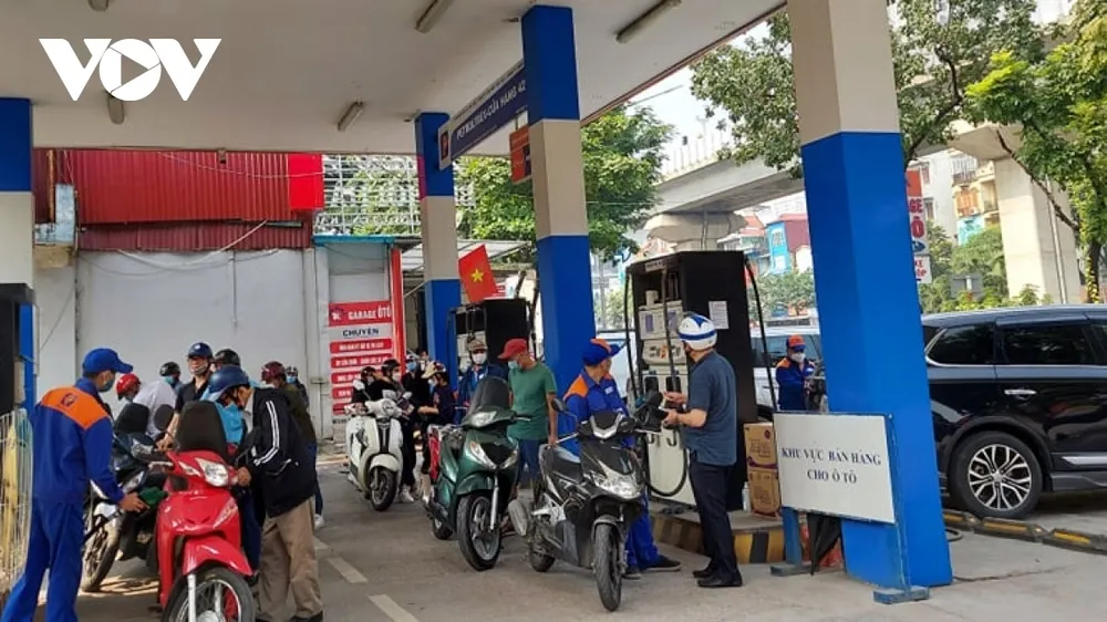 Bộ Công Thương đề xuất giao hoàn toàn việc quản lý, điều hành giá xăng dầu về Bộ Tài chính. (Ảnh minh họa)