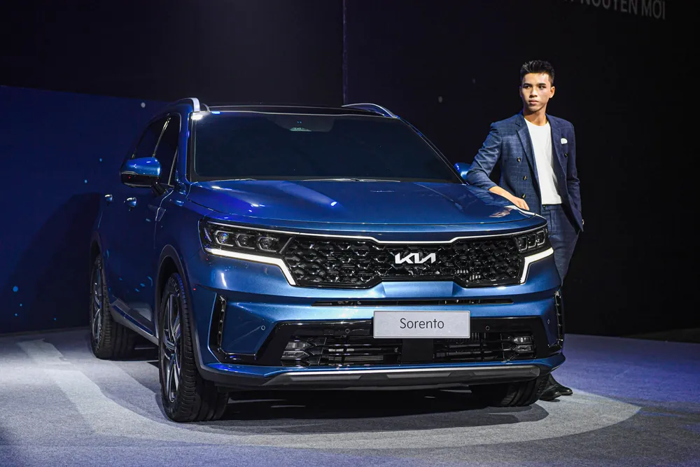 Kia ưu đãi tối đa 100 triệu đồng cho dòng SUV 7 chỗ Kia Sorento, áp dụng cho cả các mẫu hybrid và plug-in hybrid. Ảnh: Bối Hạ.