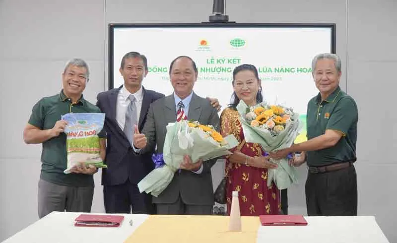 Lộc Trời nhận chuyển nhượng quyền giống lúa Nàng Hoa 9