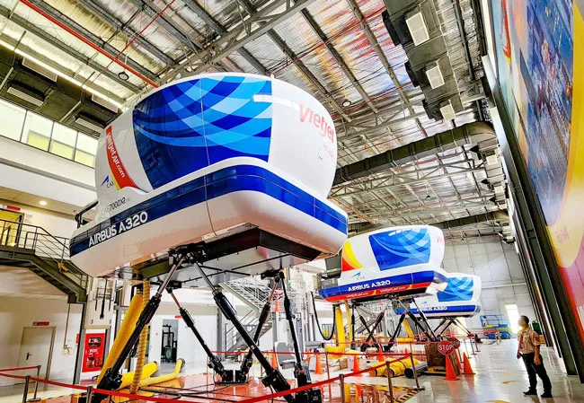 Học viện Hàng không Vietjet vận hành 3 buồng lái mô phỏng (SIM) đào tạo phi công Học viện Hàng không Vietjet vận hành 3 buồng lái mô phỏng (SIM) đào tạo phi công