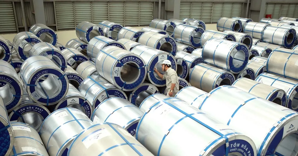 Năm 2024, doanh thu ngành thép dự kiến phục hồi nhờ sự tăng trưởng cả về sản lượng và giá bán. (Ảnh: Vietnam+)