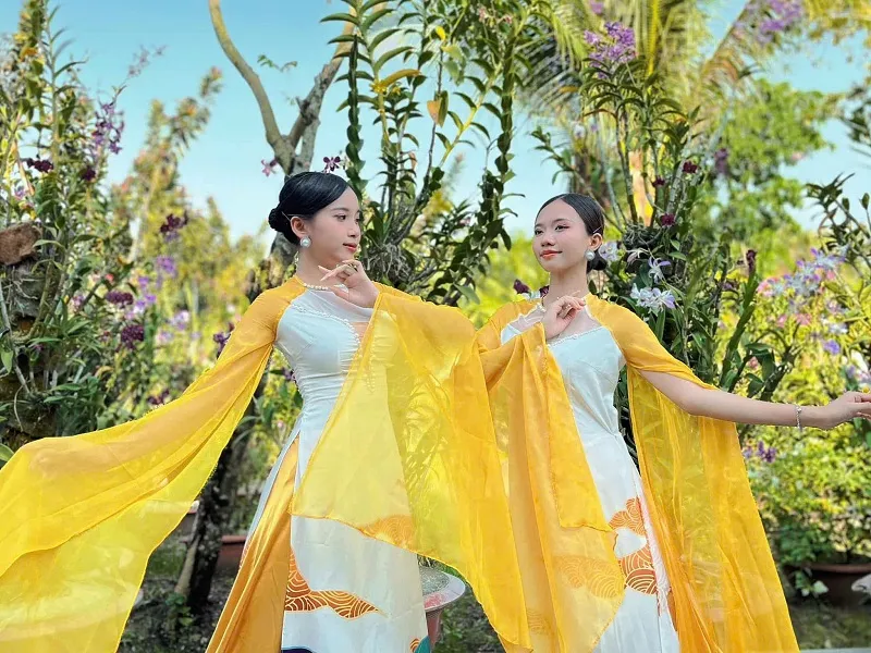 7.Thiên cảnh Trà Sư ngày xuân.jpg