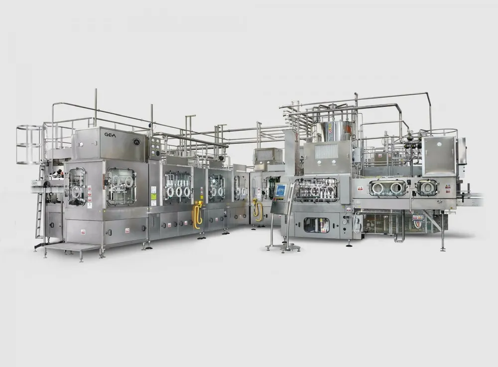 Buồng chiết lạnh vô trùng trong dây chuyền công nghệ Aseptic.