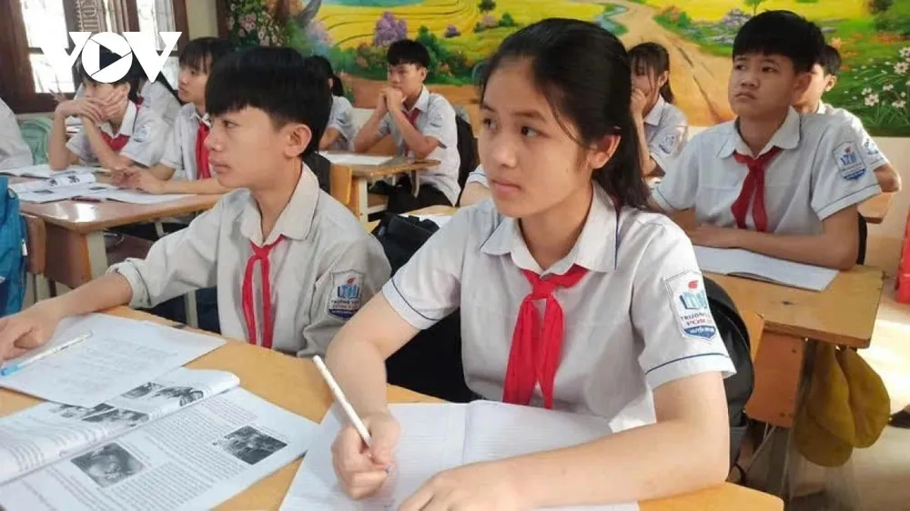 Thông tư 29: Trung tâm dạy thêm, học thêm nở rộ, học phí tăng vọt