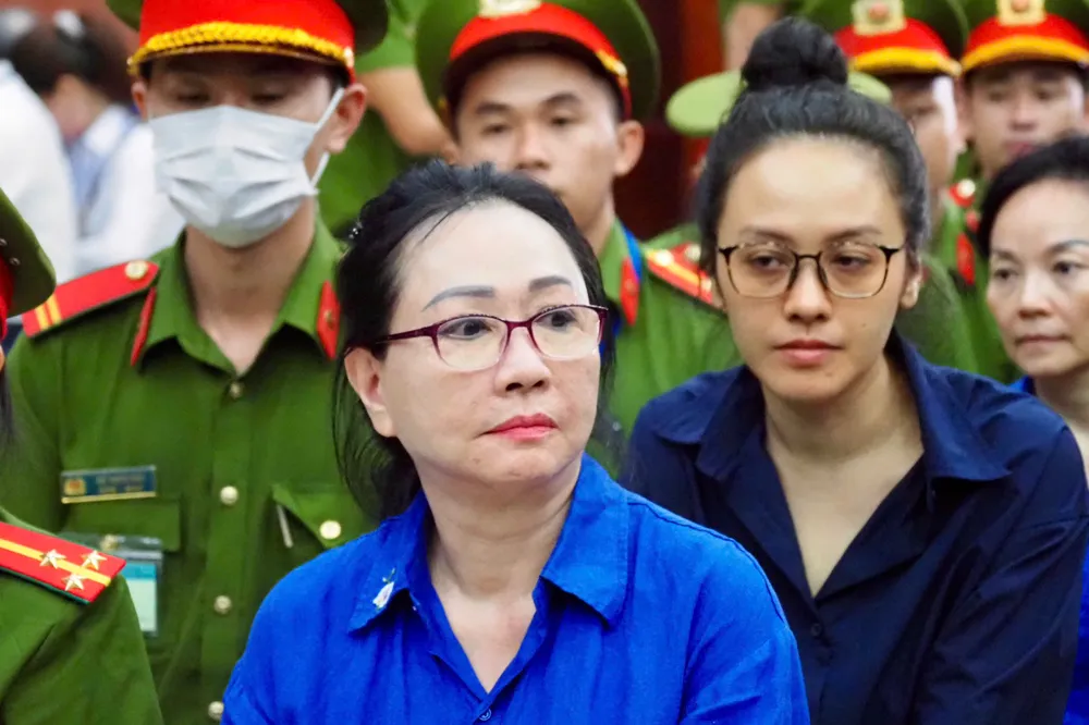 Bà Trương Mỹ Lan được giảm án chung thân xuống 20 năm tù