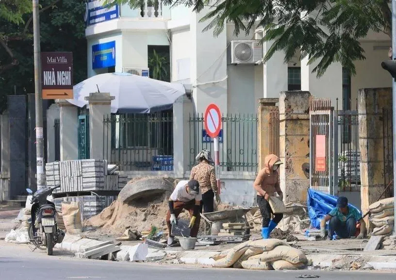 Hà Nội tạm dừng thi công đào đường, hè từ 29/4 đến hết ngày 5/5