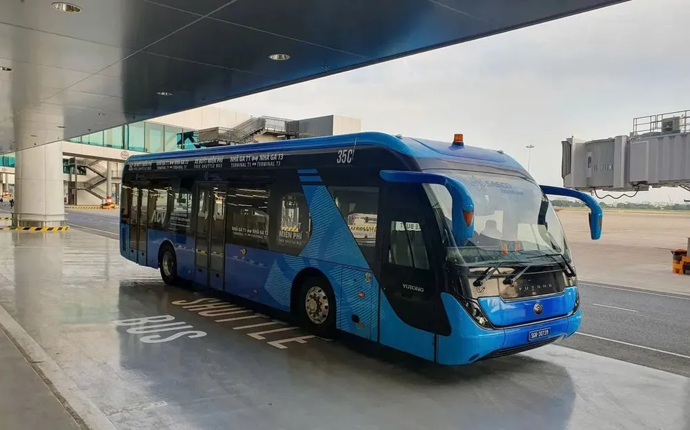 Shuttle bus miễn phí từ nhà ga T3 qua T1 sẽ hoạt động từ 7h đến 3h sáng hôm sau. 