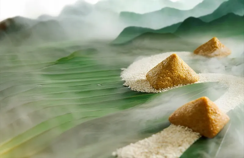 Sheraton Saigon Grand Opera Hotel_Banh Ba Trang Thu Cong Thuong Hang Li Bai (3).jpg