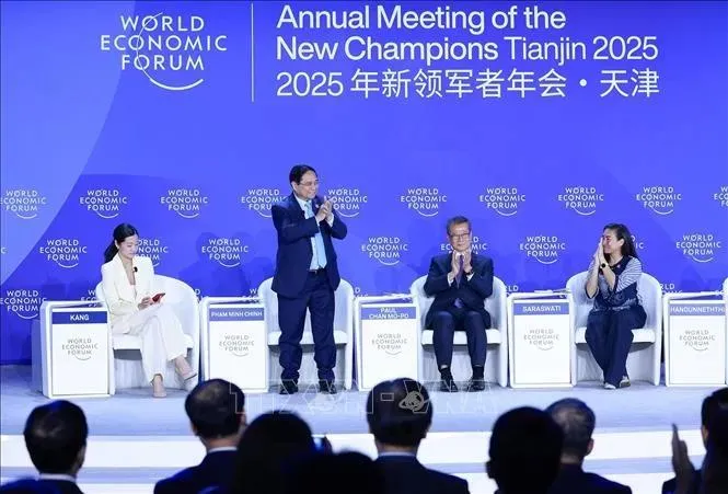 Thủ tướng Phạm Minh Chính tham dự Phiên thảo luận “Thế kỷ của châu Á có đang gặp thách thức?”. Ảnh: Dương Giang/TTXVN