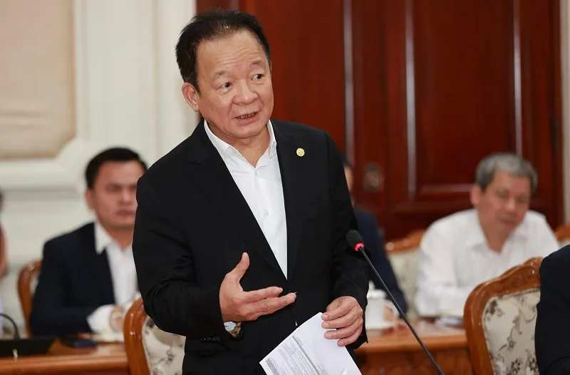 Doanh nhân Đỗ Quang Hiển phát biểu tại buổi làm việc