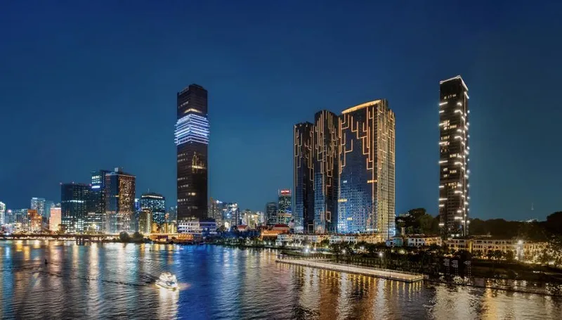 Khám phá bộ sưu tập không gian sống hàng hiệu lớn nhất Việt Nam