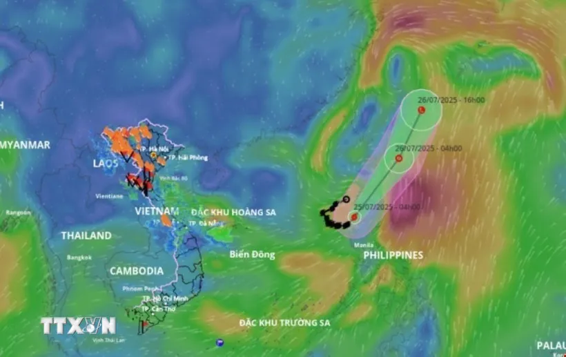 Hướng di chuyển của bão số 4 lúc 7 giờ, ngày 25-7 từ Hệ thống giám sát thiên tai. (Ảnh: TTXVN phát) 