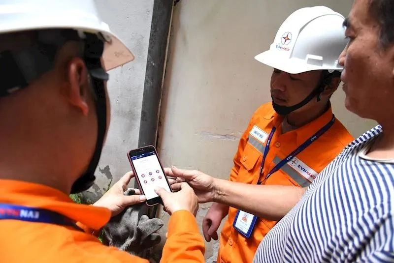 Hà Nội: Tiêu thụ điện tăng cao kỷ lục do nắng nóng kéo dài