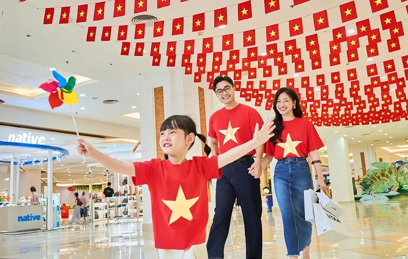 Vincom khởi động chiến dịch ‘Tự hào sao Việt’