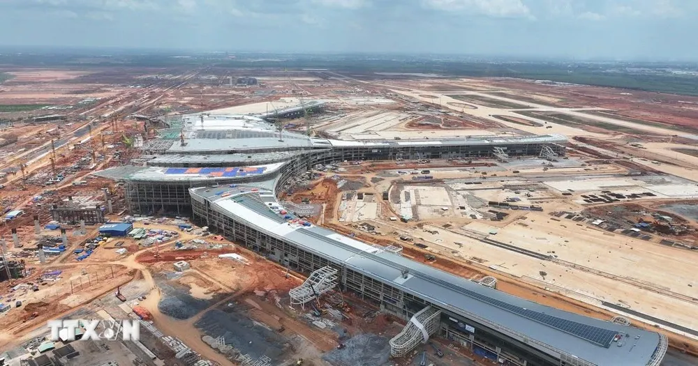 Phấn đấu khánh thành Cảng Hàng không Quốc tế Long Thành vào ngày 19-12