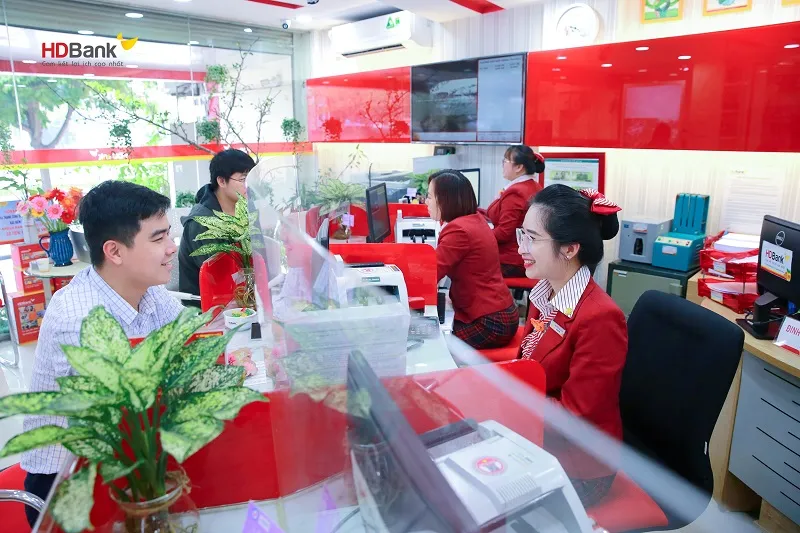HDBank lấy ý kiến cổ đông về nới room ngoại
