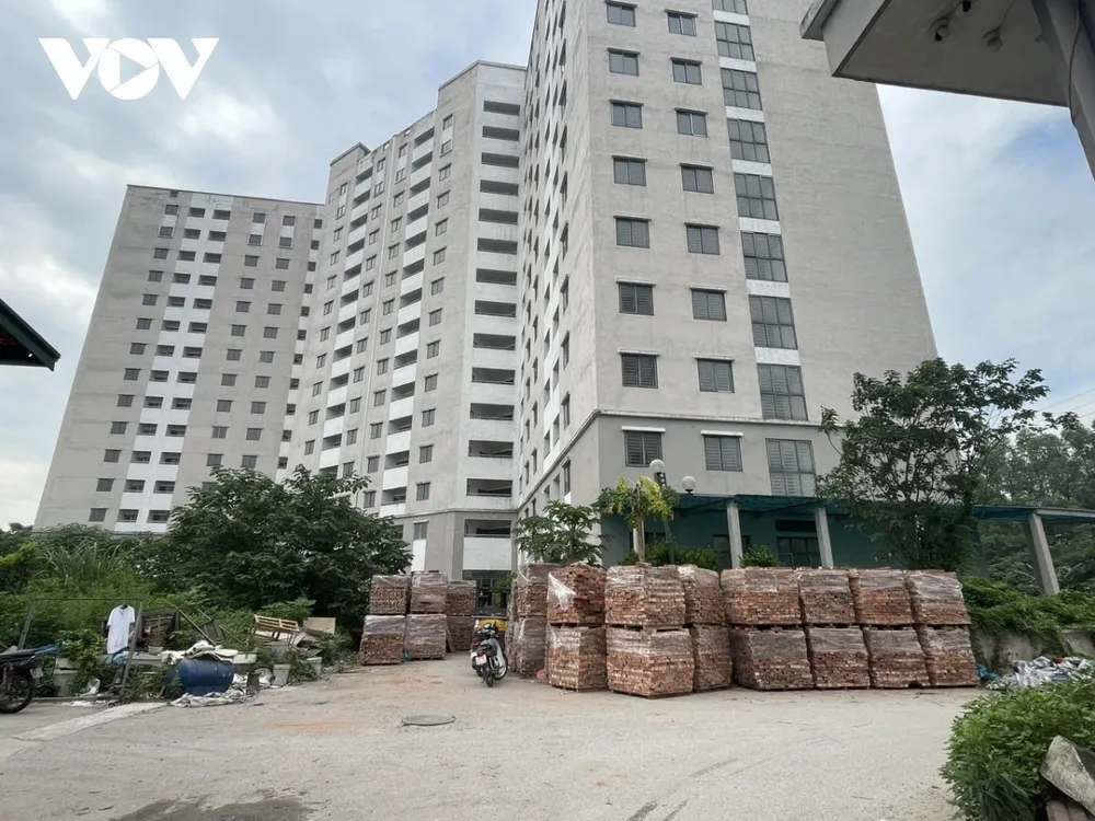 Nhà tái định cư bị bỏ hoang, gây lãng phí nghiêm trọng