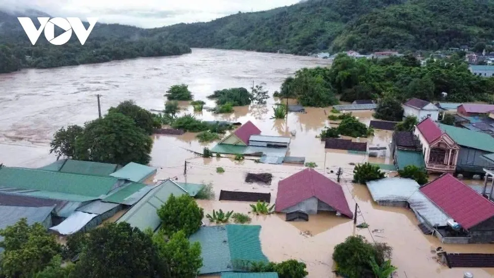 Nhiều xã phía Tây Nghệ An chìm trong biển nước trong trận lũ lụt lịch sử vừa qua. Ảnh: K.T