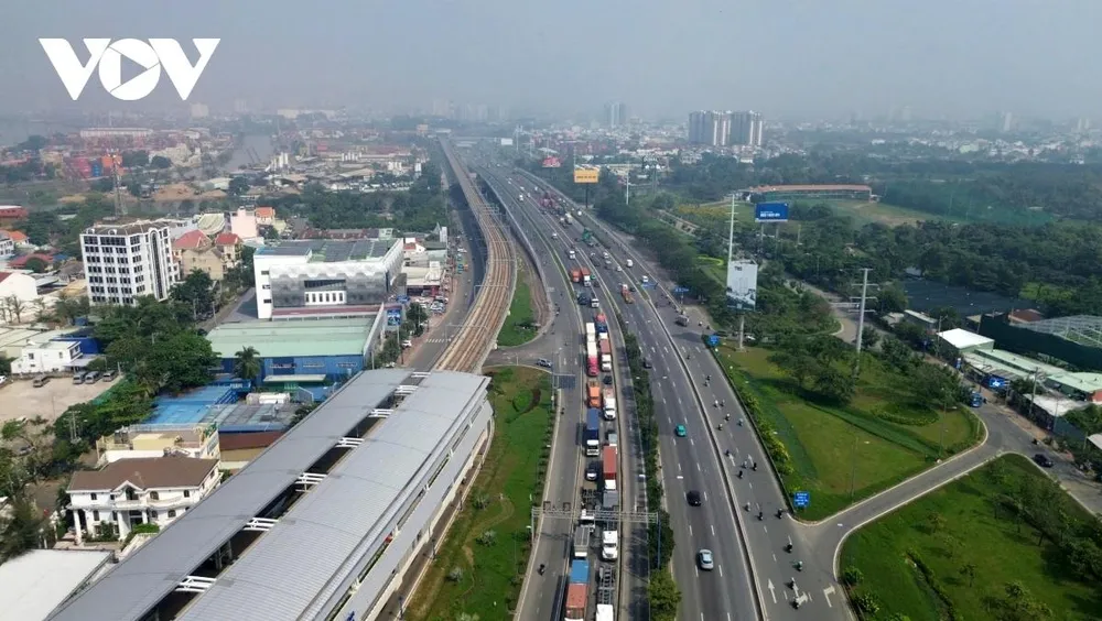 TPHCM dự kiến đầu tư 100.000 tỷ đồng để phát triển 2 tuyến metro kết nối Bình Dương cũ
