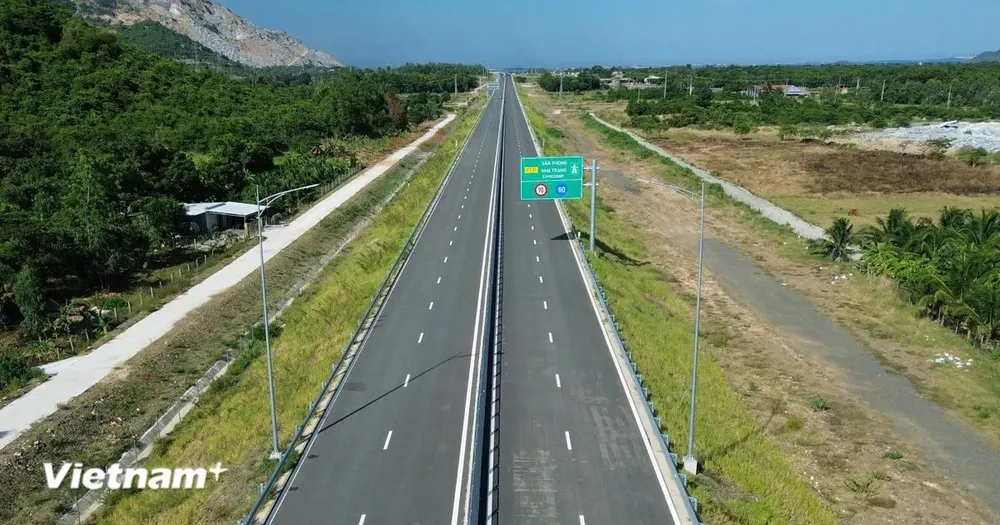 Quyết về đích 3.000km cao tốc trong năm 2025