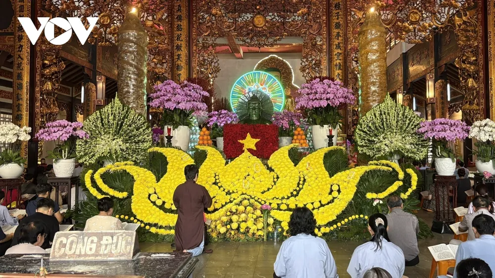 Chùa Vĩnh Nghiêm thực hiện nghi thức tụng kinh sáng 15/7 âm lịch