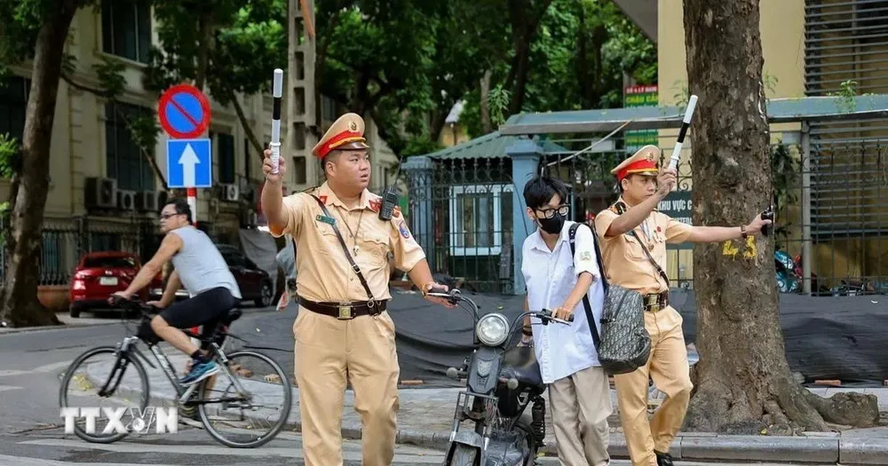 Hà Nội triển khai tháng cao điểm xử lý học sinh, phụ huynh vi phạm giao thông