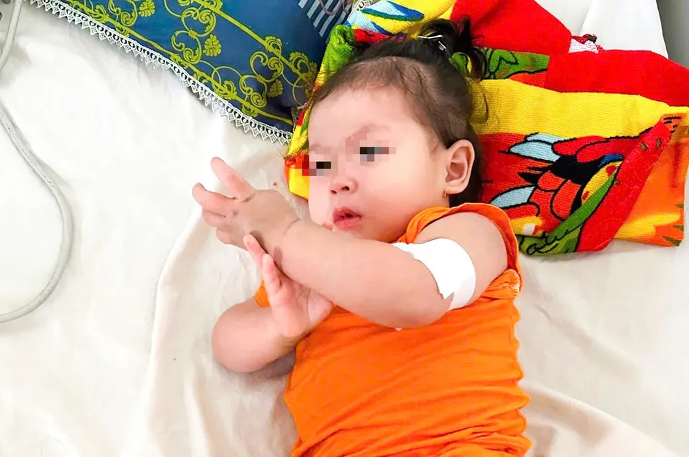 Ca sốt xuất huyết Dengue nặng được điều trị thành công tại Bệnh viện Chuyên khoa Sản Nhi Sóc Trăng.