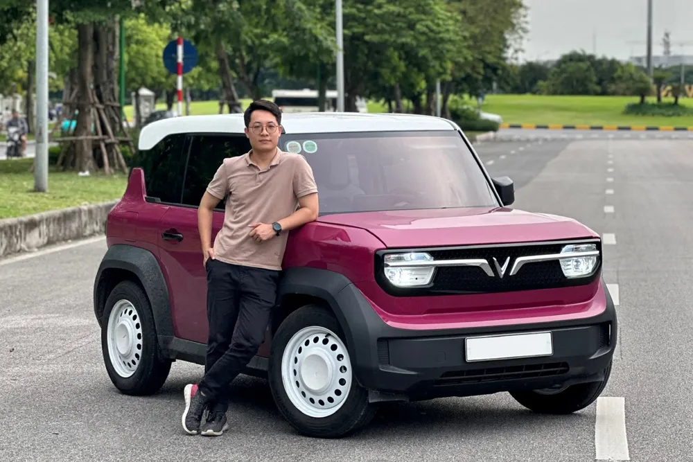 Anh Minh Phú “bỏ quên” chiếc xe xăng trước đây dùng vì sự tiện lợi của VinFast VF 3.