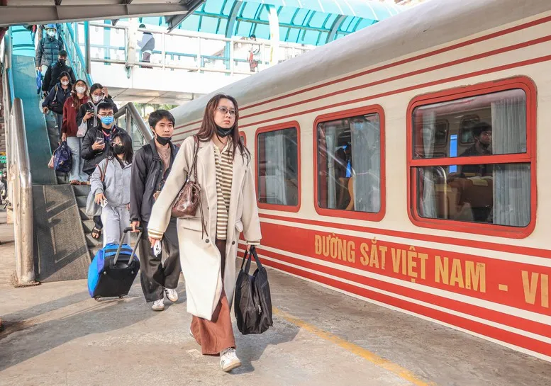 Cảnh giác chiêu trò 'cò vé tàu' dịp Tết